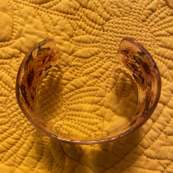 Icon Collection Clear Sunflower Cuff Bracelet - Picture 6 of 7